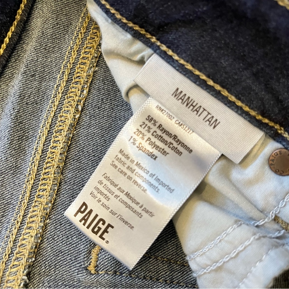 PAIGE Manhattan Dark Wash Straight Leg Jeans Women’s Size petite 26 - Picture 8 of 8